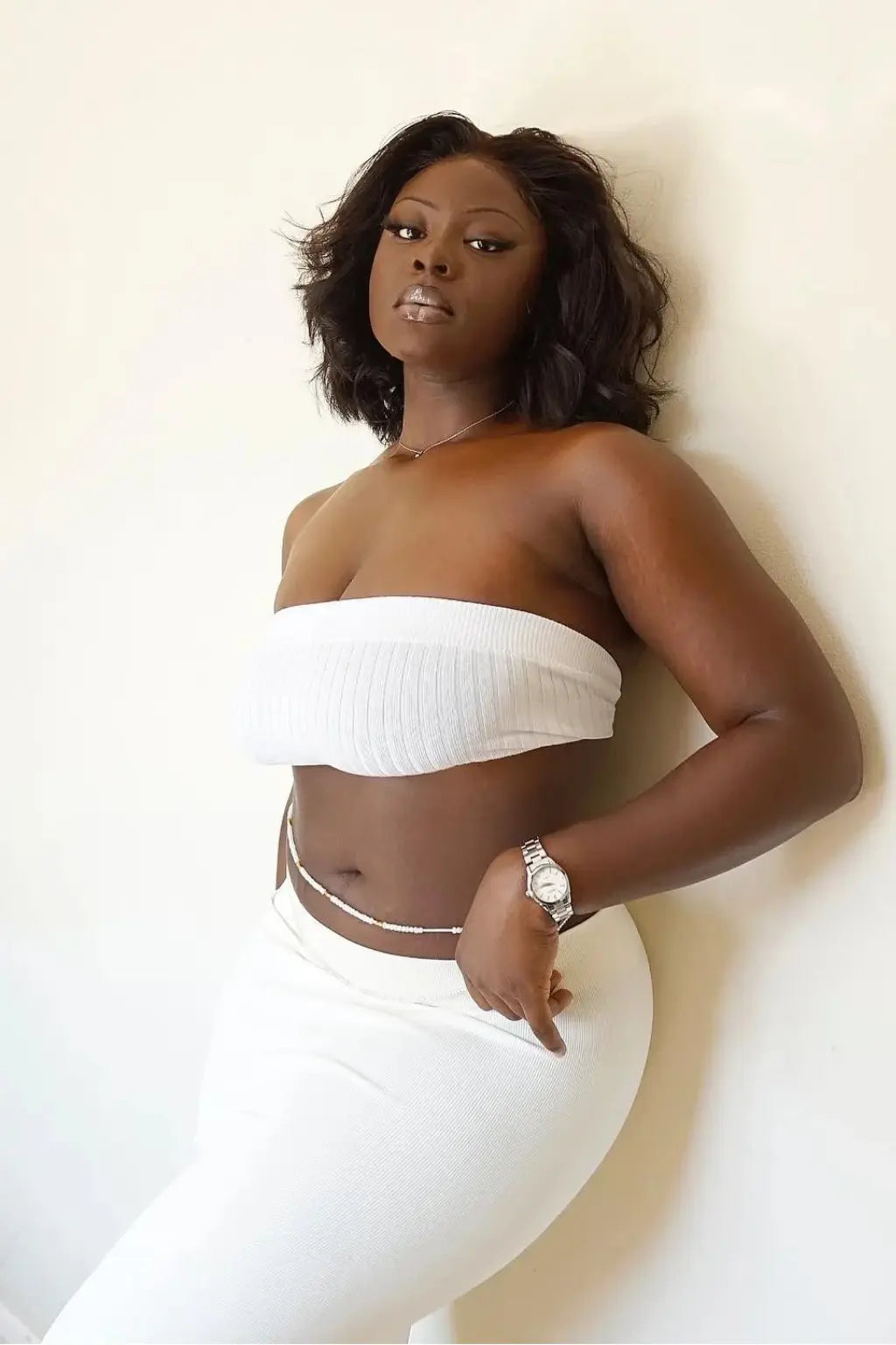 GOLDEN WAISTGLOW – The Waist Chain That Unleashes the Goddess in You - Proliana Nigeria